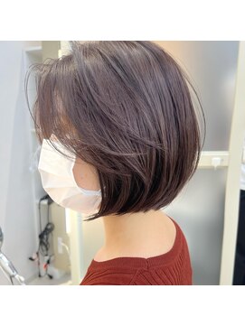 アフロートリノ(AFLOAT Leino) 【修】20代30代40代◎透明感カラー×韓国切りぱなしボブ