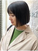 前下がりボブ　ミニボブ