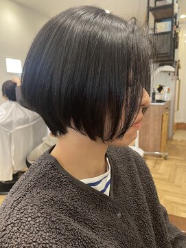 ユニ(uni) ショートボブ