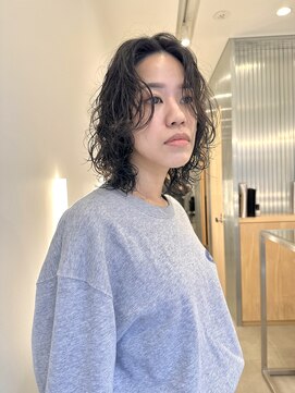 リノア 鵠沼海岸(LINOA) デザインカラー/レイヤーカット/ウェットヘア/オリーブベージュ