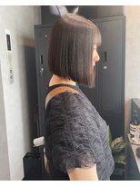 バックス(BUCKS)&nbsp;顎下切りっぱなしボブ