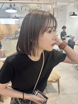 ロマリア(Lomalia) 【Lomalia表参道】ボブ/ケアカラー/グレージュ