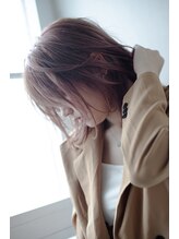 【ブリーチが上手い】と友人に聞いたのですが、普通のカラー利用も出来ますか？年齢は若い方向けですか？