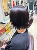 暗髪透明感ミニボブ