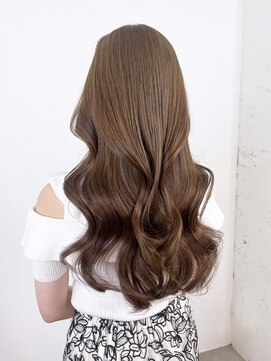 アイティーバイアルバム 下北沢店(IT by ALBUM) グレーベージュくびれヘアロング_ba521663