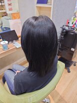 ブロッサム 東中野店&nbsp;暗髪小顔カット透明感◎ブリーチなしブルーブラックストレート