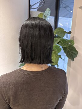 ロンドウェグ(RONND weg) 冬のタイトボブ