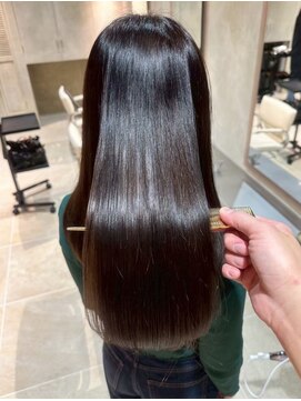 ジェコ ブラン(gecko. brun) 髪質改善ストレート/シルク/透明感ダークトーン #武蔵小山美容室