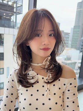 アルマヘア(Alma hair) 大人くびれレイヤー×シアーベージュ