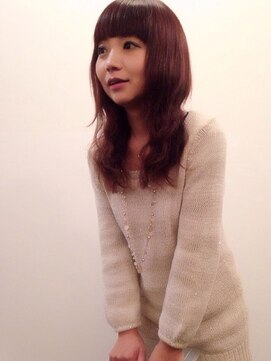 ウィーズヘアー(Weed's Hair) 重めのゆる巻き