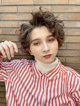 カゼ ダイカンヤマ Kaze DAIKANYAMA シュークリームブラウン＋マニッシュフルパーマBOB