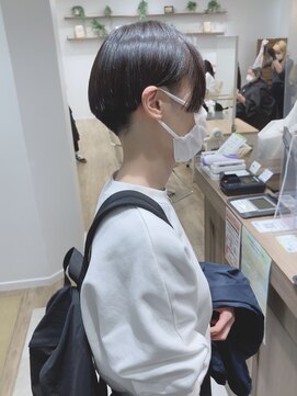 モリオフロムロンドン 松戸店(Morio from London) 【松戸 岩口】耳かけ黒髪つやストレートハンサムショート