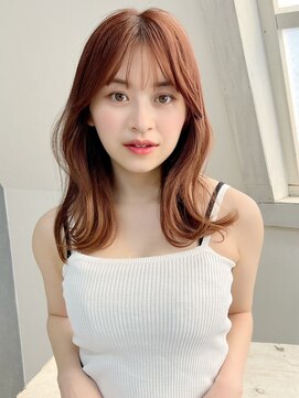 ウル(ulu) 名東区　20代　30代　40代　ミディアム　外ハネ　韓国ヘア