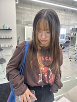 ペッシェ(pesce)&nbsp;pesce ブリーチ/インナーカラー/ダブルカラー/縮毛矯正/パーマ