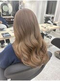 ミルクティーベージュ