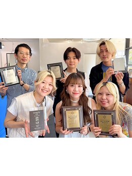 美容室版ミシュラン◆カミカリスマ2025受賞◇コンテスト受賞歴多数の実力派スタイリストが勢揃い！