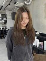 ハロ(Halo)&nbsp;レイヤーカット/海外レイヤー/オリーブグレージュ