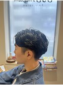 センターパート×ニュアンスパーマ