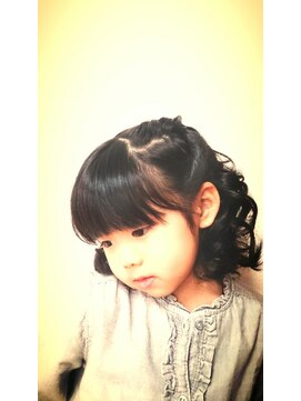 アローズ ステラプレイス店(HELLO'S) キッズハーフアップ