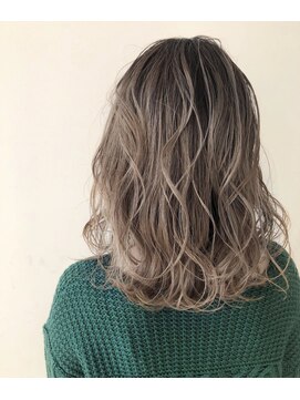 モアナ バイ ヘッドライト 沖縄豊見城店(Moana by HEADLIGHT) バレイヤージュ