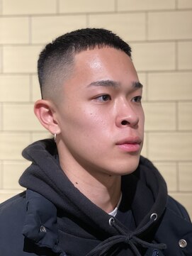 タケシズバーバー(BARBER) ボウズクロップスキンフェード
