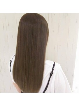 アンド ラ ブランシュ(&.La Blanche) &. La Blanche【奥澤】まとまるストレートヘア