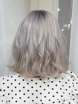 ハンナ 名古屋(HANNAH)&nbsp;ホワイトカラー/ダブルカラー/グラデーション