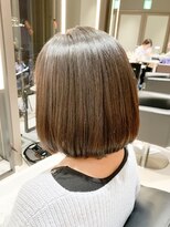 ユッカ エルア 武庫之荘南口(YUCCA elua)&nbsp;【elua 角床】スッキリボブスタイル