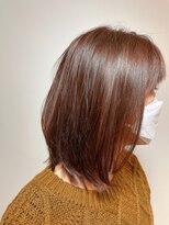 ビーハイブ ギフト(BeeHIVE GIFT) 柔らかピンクベージュ ミディボブ