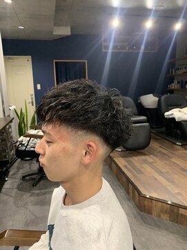 フラット(flat) フェードツイストスパイラル