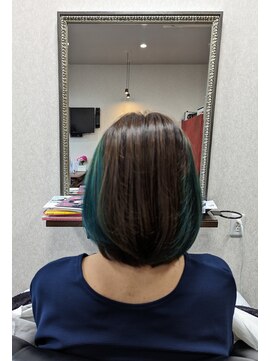 ロメオ(Romeo) ボブ&ハイライト・Wカラー