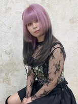 イェッカ パビル(YECCA pabil)&nbsp;ホワイトピンクブラックのルーツカラー（ブリーチ２回）