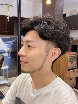 ジギースタンダード(JiggyStandard) パーマ ツーブロック