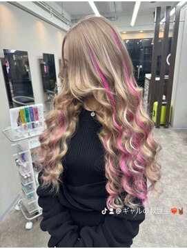 エミーバイモアムー(Emmie byMoremuu) [ギャルの救世主]ギャルハイライト