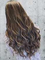 ヘアーデザイン ディードット ウル(D. ulu)&nbsp;【渡辺秀斗】コントラストハイライト