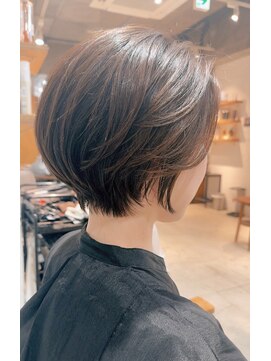 エミュ 表参道 青山(emu) 小顔丸みショートボブ表参道