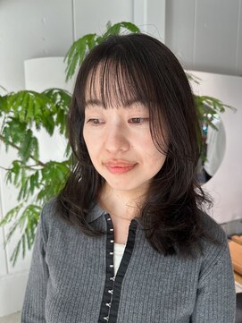 オーラ(ora) 【秋に映える透明感◎ 大人かわいいオリーブベージュ】