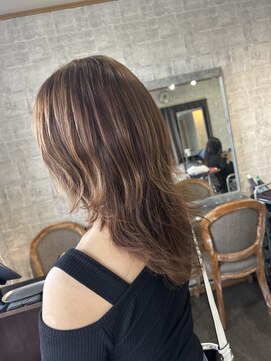 ダブ(DAB) 【鹿沼美容室/イルミナカラー/インナーカラー/白髪ぼかし】