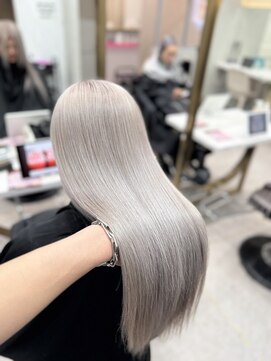 ロンド レア 天神大名店(Lond Le’a) 学生必見!ケアブリーチで透明感カラー♪