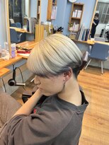 アン ブリーチ(UN BLEACH)&nbsp;【ブリーチカラー】ホワイト×裾ブラック