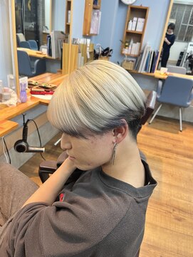 アン ブリーチ(UN BLEACH) 【ブリーチカラー】ホワイト×裾ブラック