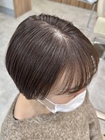 ケンジ 湘南台(KENJE)&nbsp;大人ボブ × 白髪ぼかしベージュ