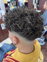 ヘアサロンナンバーワンクラブ上和田本店&nbsp;スペイン