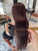 シオ 流山おおたかの森(Sio) 髪質改善ピンクボルドーカラー