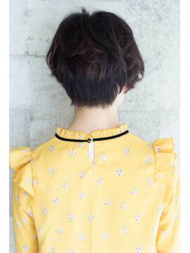 ザ シー 海老名(The C) [The C]　束感カット☆３Dショート