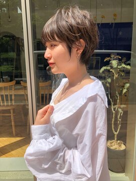 ジアン バイ ミルボン NU茶屋町+(GIEN by milbon) 大人かわいい耳掛けマッシュショート@田中俊成