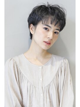 ガリカ(Gallica kinshicho) グレージュ  × ジグザグバング ☆黒髪ベリーショート