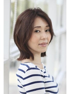 ミスエッセンス(MISS ESSENCE) 簡単スタイリング大人の外ハネミディ/ミスエッセンス竹下