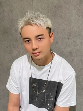 エアー 青山(AIR) ホワイトシルバー/ツーブロック/スパイキーショート/10代20代