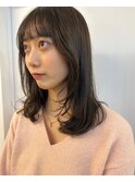 オリーブカラーオリーブグレージュレイヤーカット